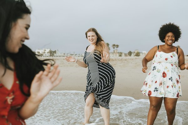 Quels sont les meilleurs types de vêtements pour femmes rondes ?